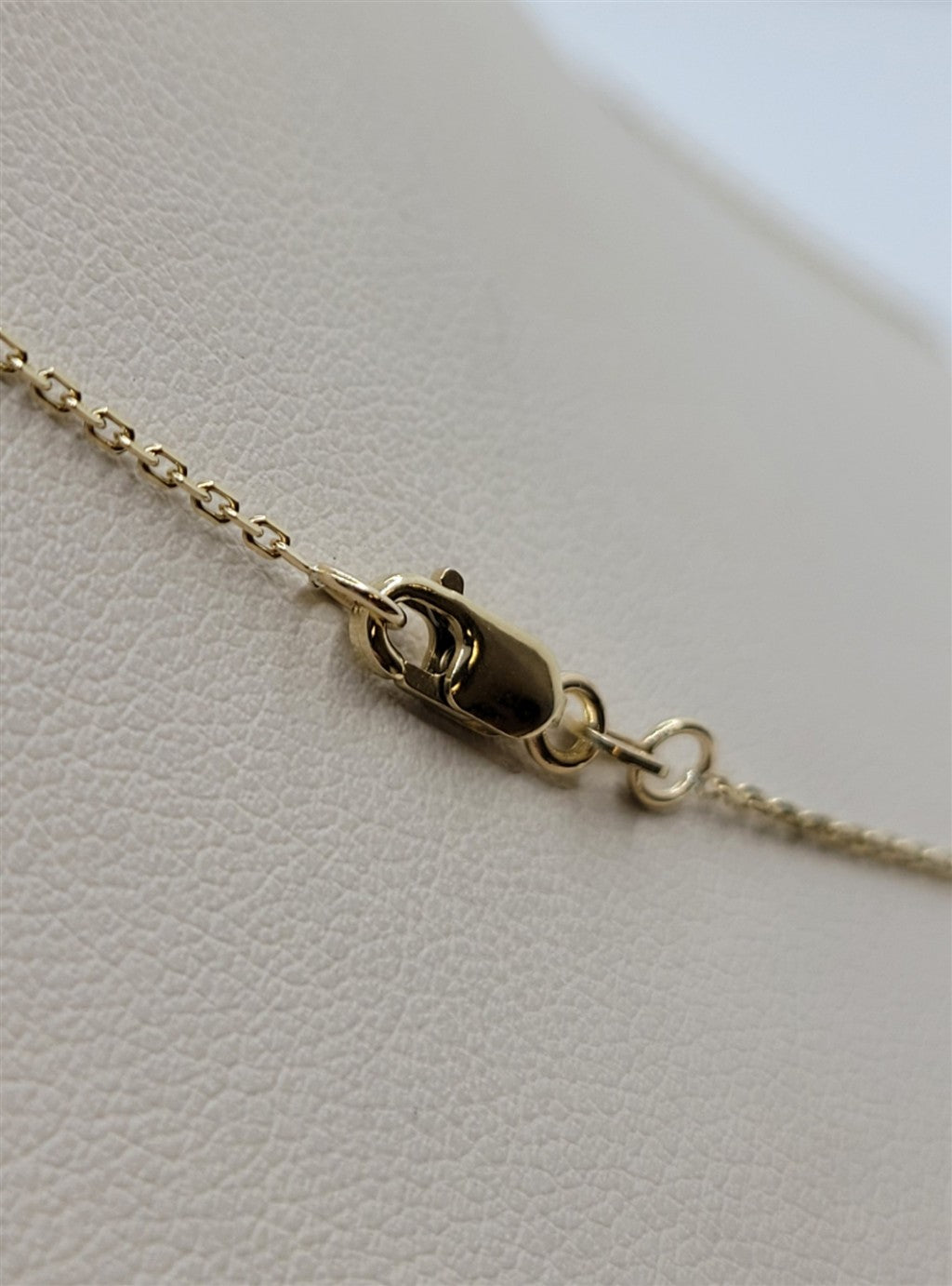 18" 14K Yellow Gold .95 Twt Cross Pendant Necklace