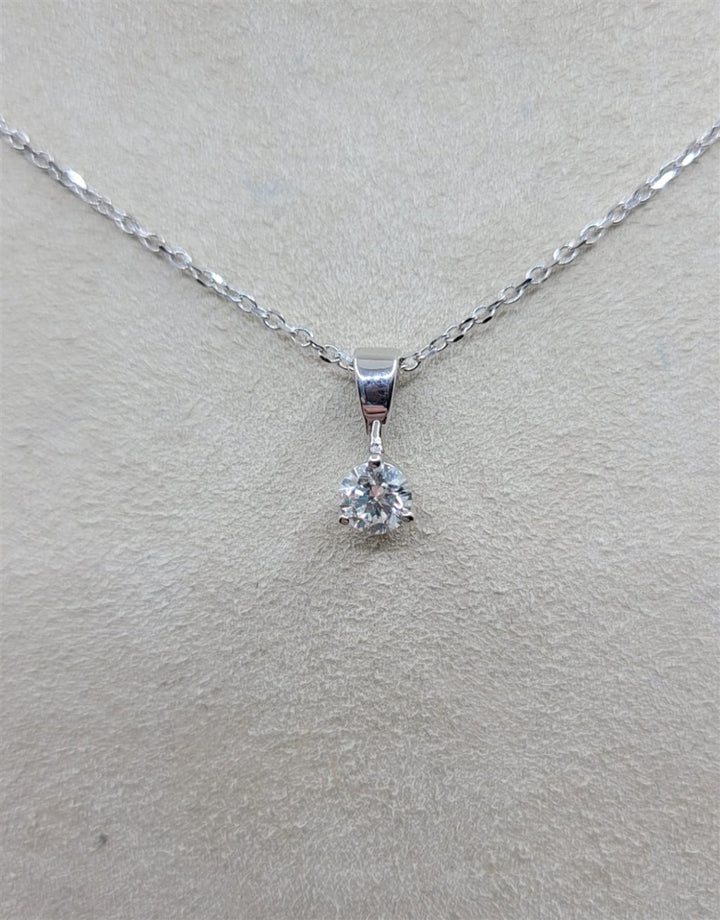 14K White Gold 0.25 ctw Round cut Diamond Necklace