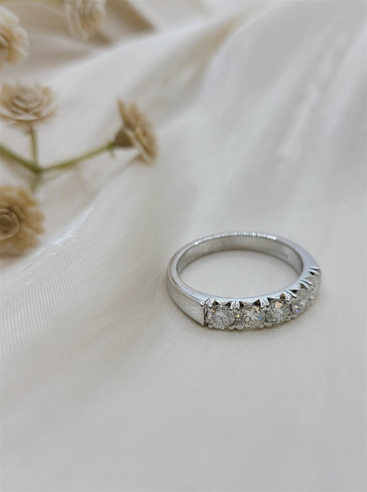 14K White Gold .83 Twt Diamond Wedding Band