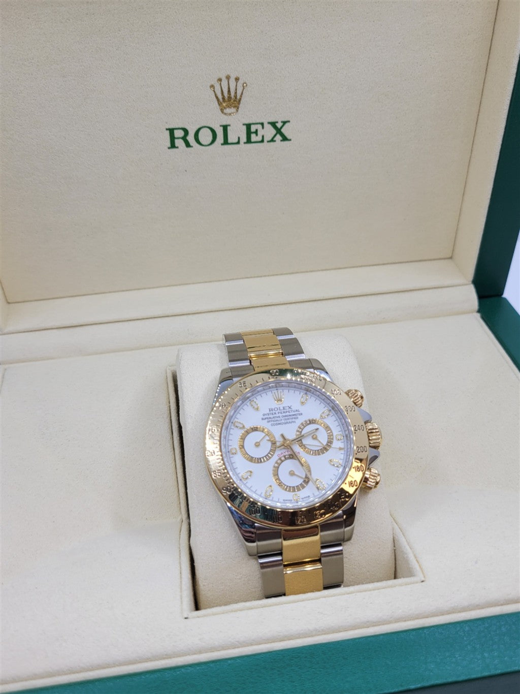 Certified Pre-Owned Rolex 40mm Daytona
