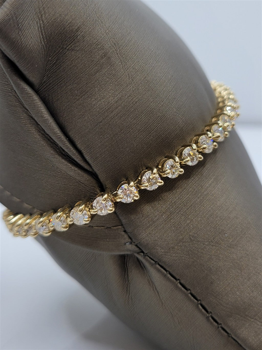 14K Yellow Gold 6 Ct Natural Diamond Tennis Bracelet