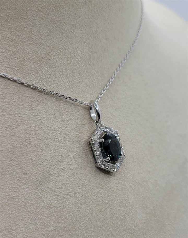 14K White Gold 1.68 ctw Oval Cut Sapphire & Diamond Gemstone Necklace