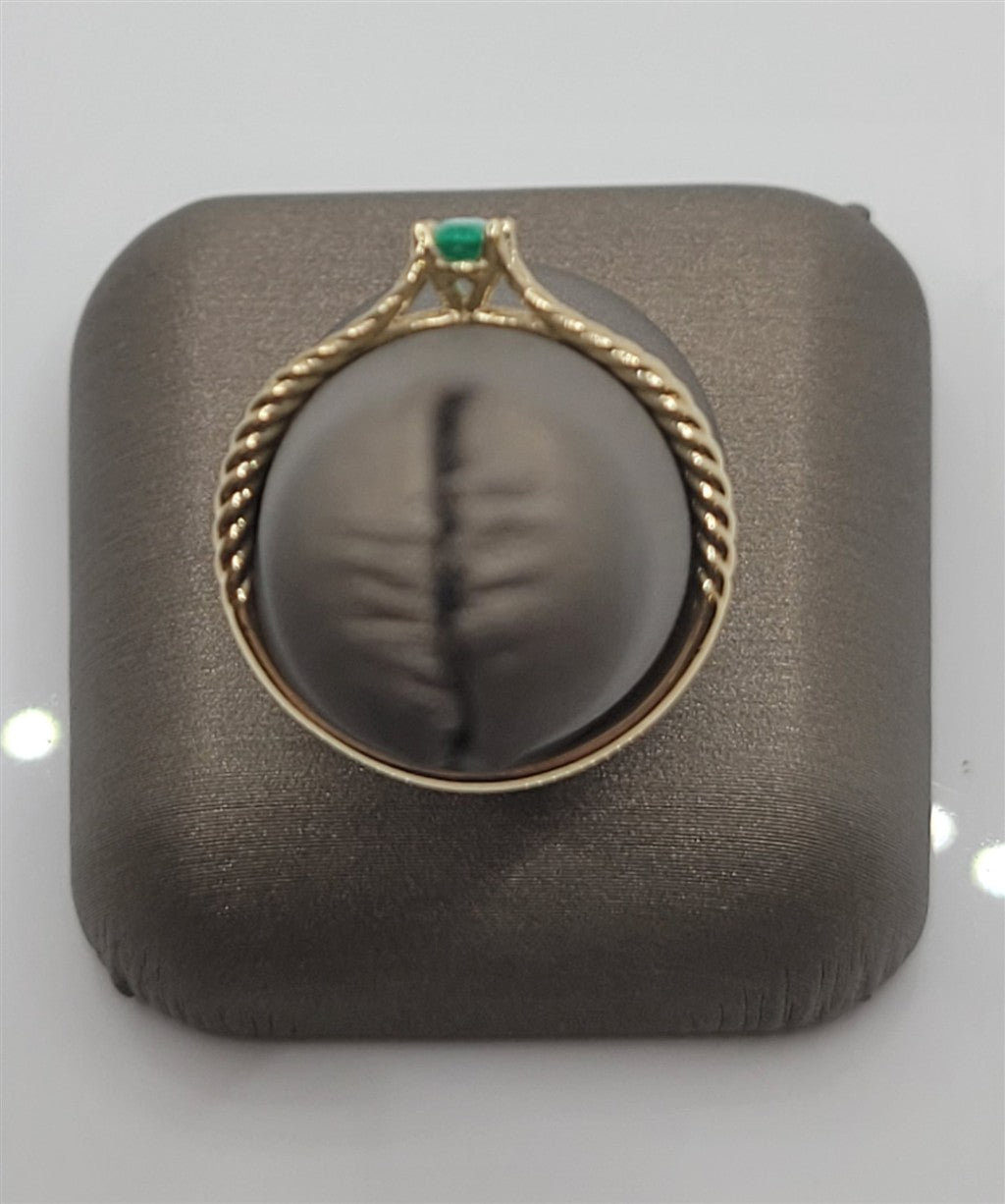 14K Yellow Gold Emerald Fashion Ring