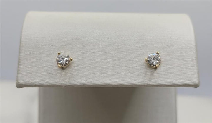 14K Yellow Gold 0.66 Twt Round Cut Diamond Stud Earrings