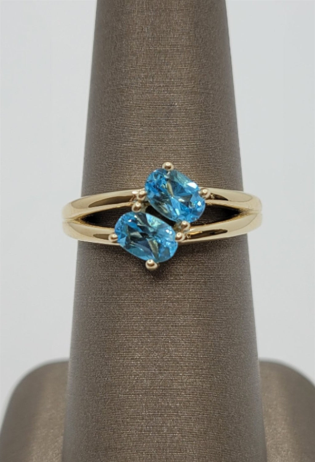 14K Yellow Gold Two Stone Swiss Blue Topaz Fashion Ring