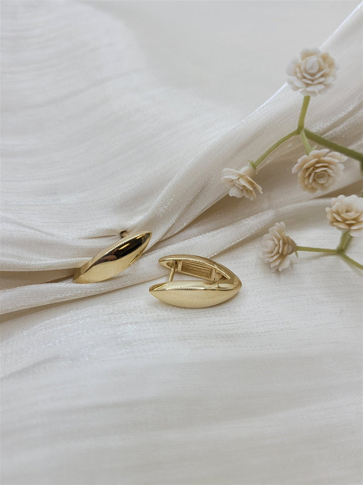 14K Yellow Gold Marquise Shaped Earrings