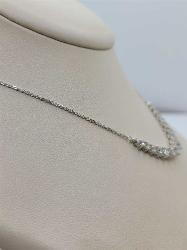 17.5" Adjustable 14K White Gold Graduated Diamond Necklace