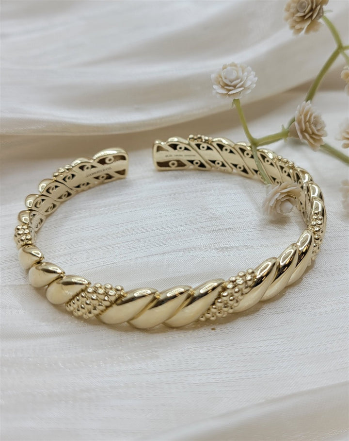 14K Yellow Plain Gold Bujukan Split Bangle Bracelet