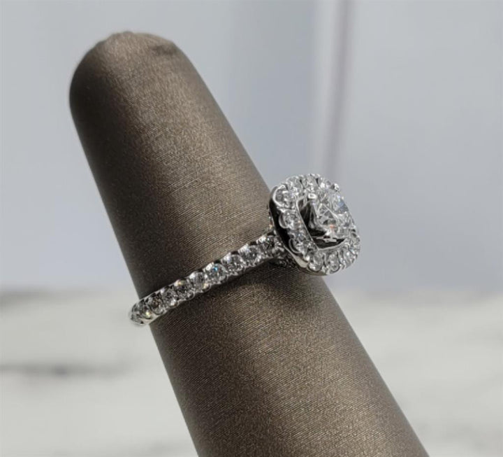 14K WHITE GOLD DIAMOND ENGAGEM