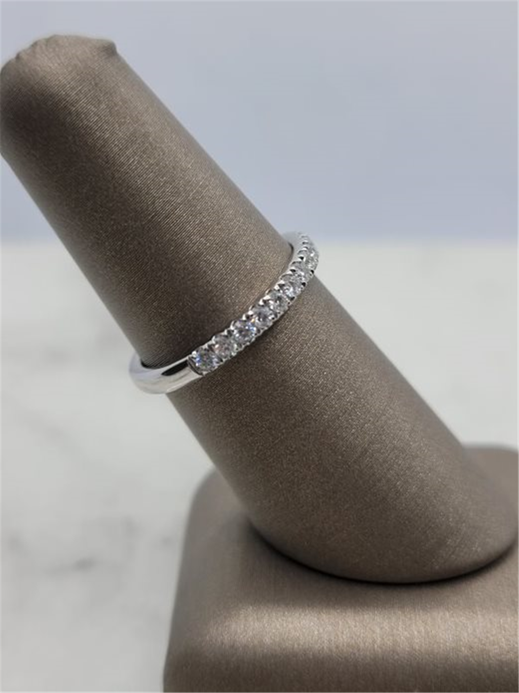 14K White Gold .44ctw Prong Set Diamond Wedding Ring