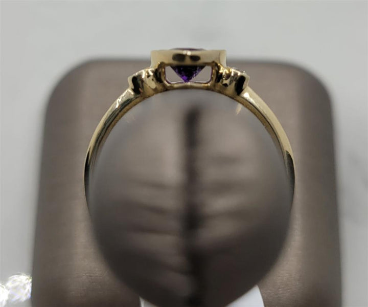 14K Yellow Gold Fashion Amethyst & Diamonds Gemstone Ring